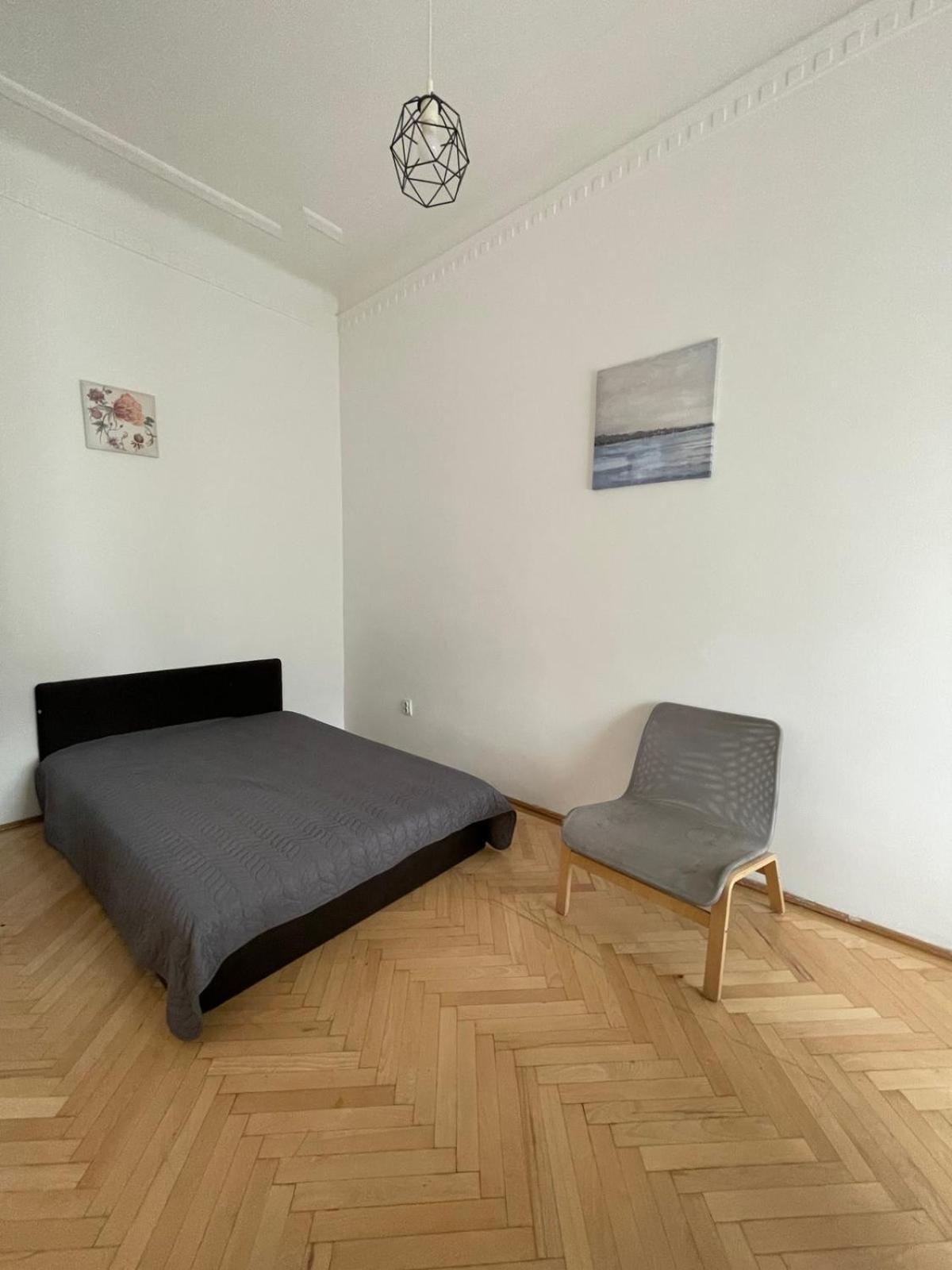 White Pearl Rooms Near Gozsdu Будапеща Екстериор снимка